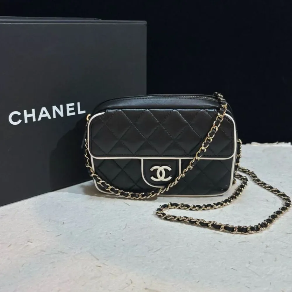 Chanel Women Pre-Loved Bag Very Good Condition